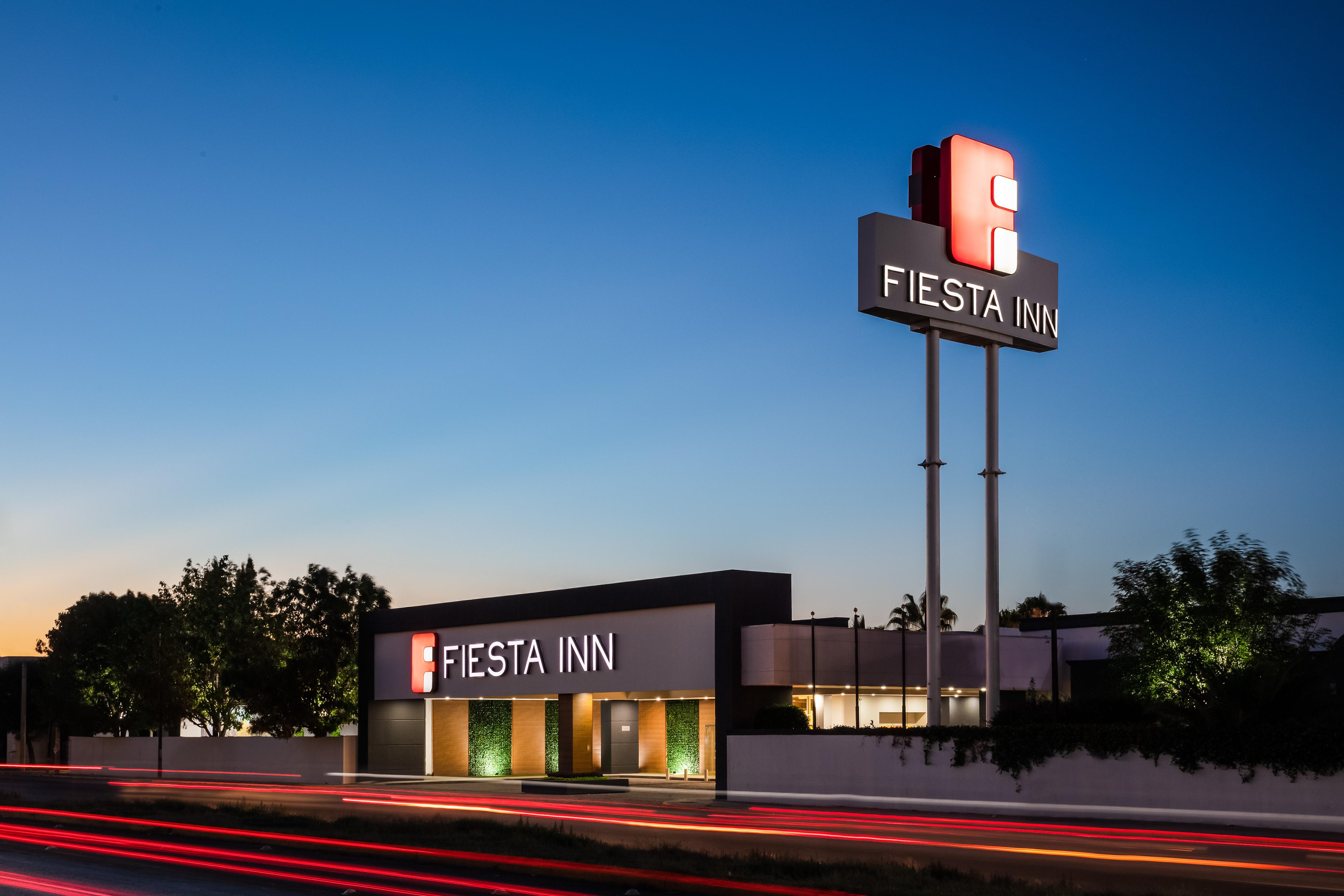 Fiesta Inn San Luis Potosi Glorieta Juarez מראה חיצוני תמונה