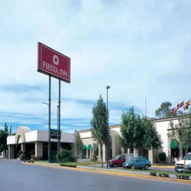 Fiesta Inn San Luis Potosi Glorieta Juarez מראה חיצוני תמונה