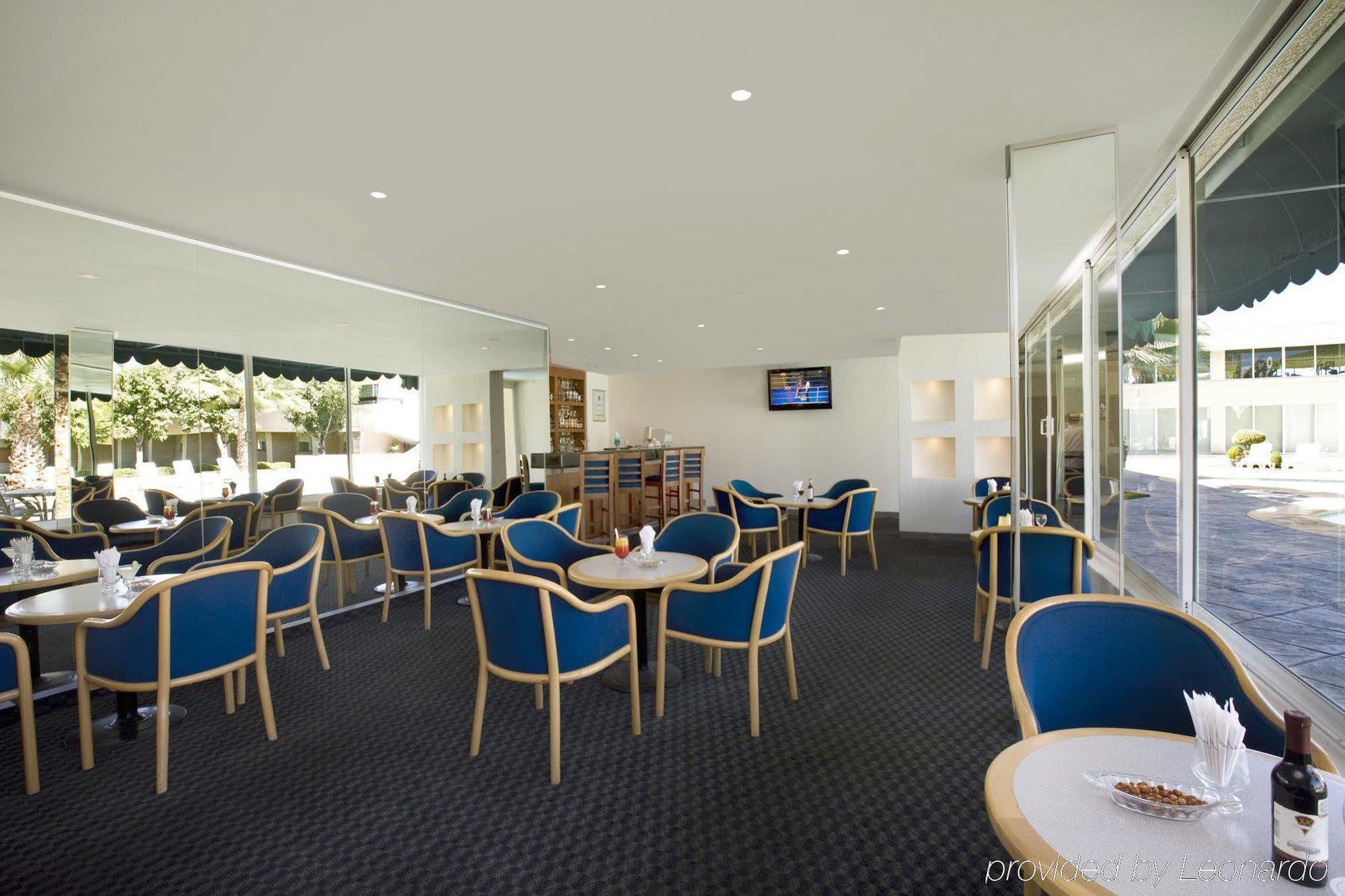 Fiesta Inn San Luis Potosi Glorieta Juarez מסעדה תמונה
